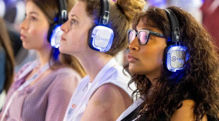 Silent Disco k&otilde;rvaklappide rent &ndash; Unikaalne Elamus Sinu &uuml;ritusele!