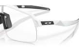 P&auml;ikeseprillid OAKLEY Sutro Lite Matte White Photochromic