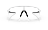 P&auml;ikeseprillid OAKLEY Sutro Lite Matte White Photochromic