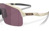 Päikeseprillid OAKLEY Sutro Lite Matte Sand Prizm Road Black