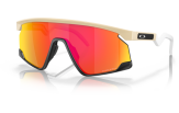 Päikeseprillid OAKLEY BXTR Matte Desert Tan Prizm Ruby