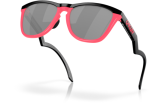 P&auml;ikeseprillid OAKLEY Frogskins Hybrid Matte Black/Neon Pink Prizm Black