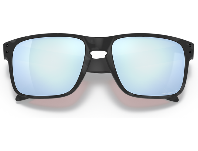 P&auml;ikeseprillid OAKLEY Holbrook Matte Black Camo Prizm Deep Water Polarized