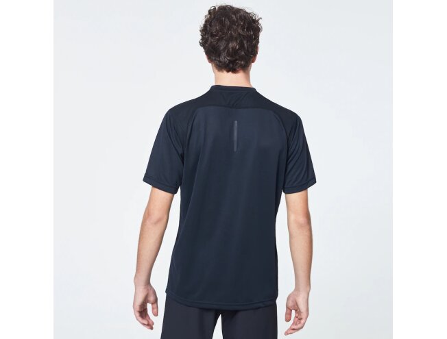 T-s&auml;rk OAKLEY Foundational Training Short Sleeve Tee