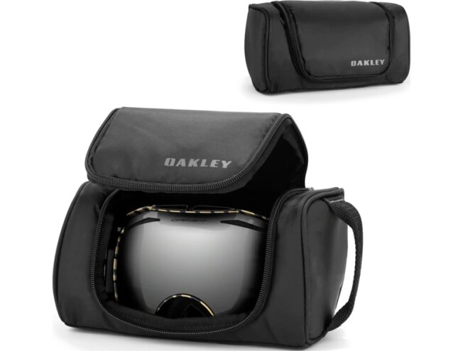 M&auml;eprillide karp OAKLEY Universal Soft Goggle Case