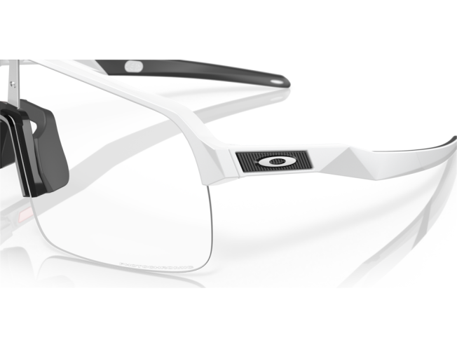 P&auml;ikeseprillid OAKLEY Sutro Lite Matte White Photochromic