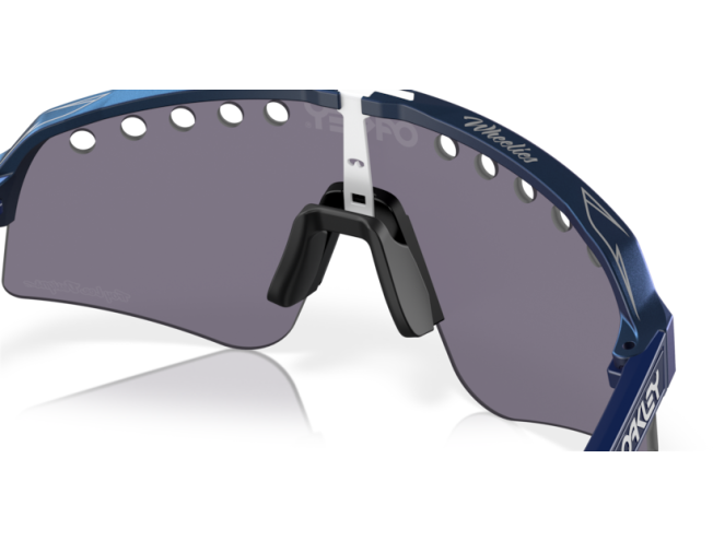 P&auml;ikeseprillid OAKLEY Sutro Lite Sweep erimudelid "Troy Lee Designs Collection" Blue Colorshift Prizm Grey
