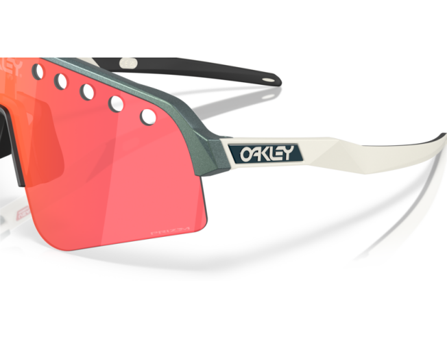 P&auml;ikeseprillid OAKLEY Sutro Lite Sweep Matte Silver/Blue Colorshift Prizm Trail Torch