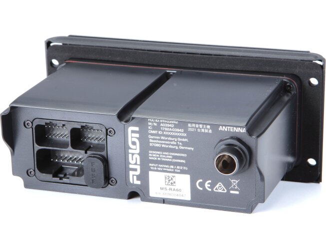 Fusion MS-RA60 laevaraadio