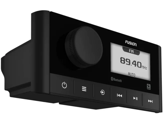 Fusion MS-RA60 laevaraadio