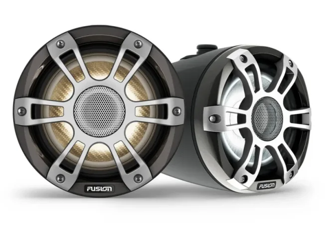 Fusion 3i seeria niiskuskindlad k&otilde;larid 6,5" tollised, 230W CRGBW mustad sport Wake Tower k&otilde;larid (paar) SG-FLT653SPB
