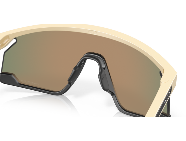 Päikeseprillid OAKLEY BXTR Matte Desert Tan Prizm Ruby