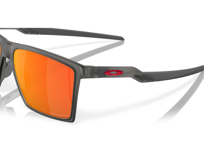 P&auml;ikeseprillid OAKLEY Futurity Sun Grey Smoke Prizm Ruby Polarized