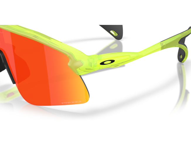 P&auml;ikeseprillid Oakley Stunt Devil S Matte Uranium Prizm Ruby