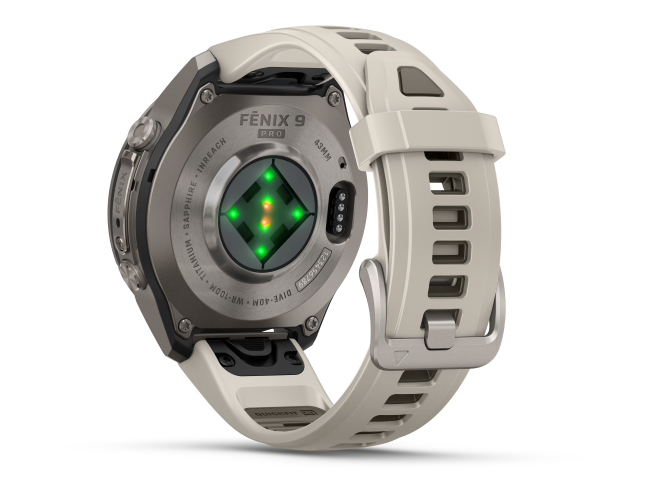 Spordikell Garmin fenix 9 43mm Pro inReach - Titanium with Fog Grey/Dark Sandstone Silicone Band