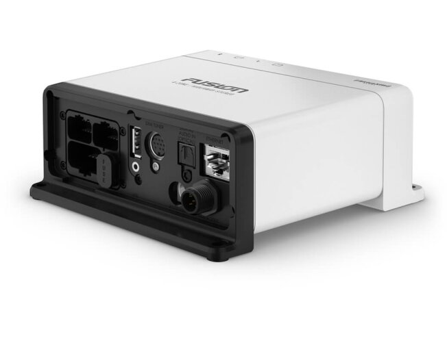 Fusion Apollo MS-WB675 peidetav laevaraadio